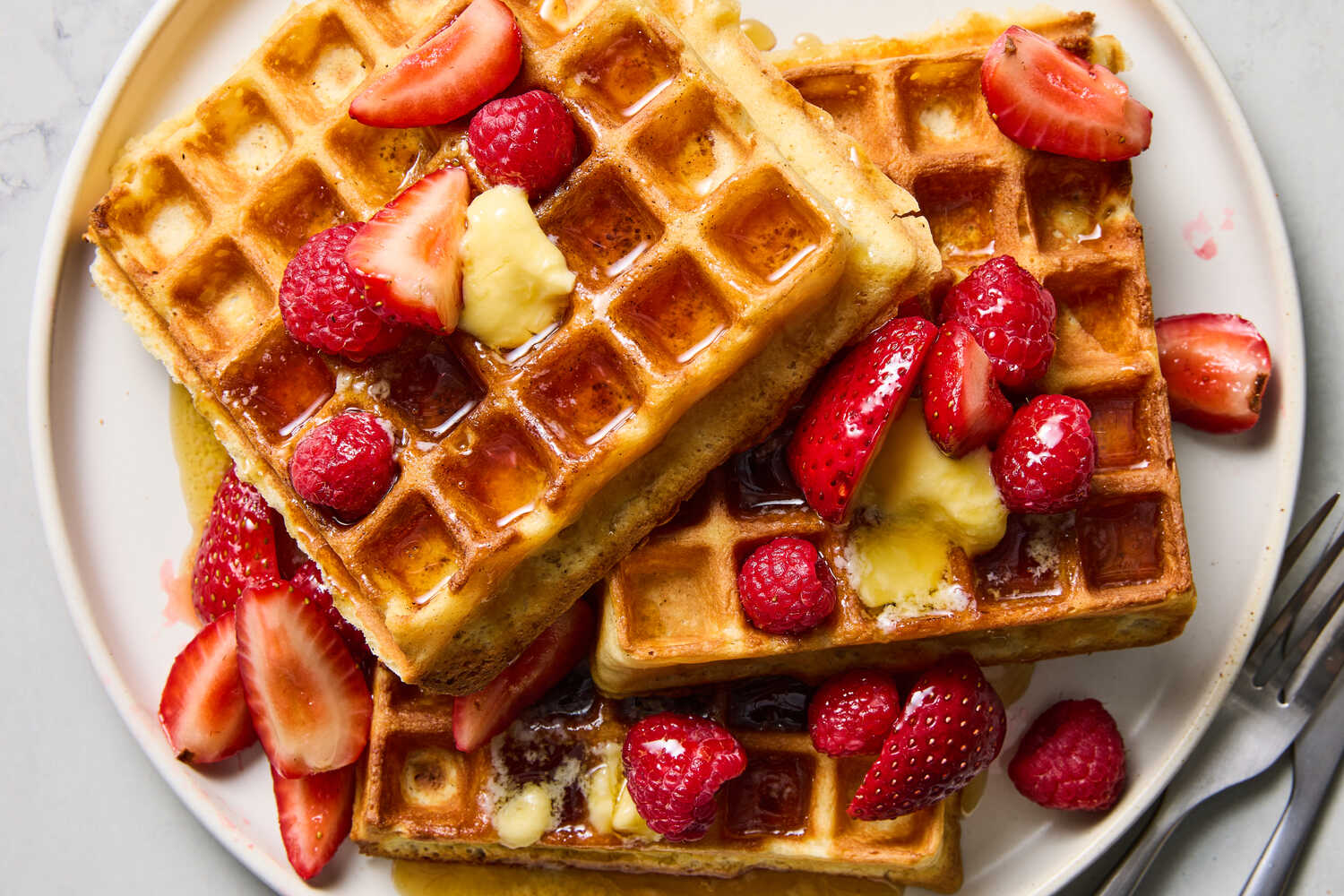 Baking Powder & Egg Whites: Your Secret to Fluffy Belgian Waffles